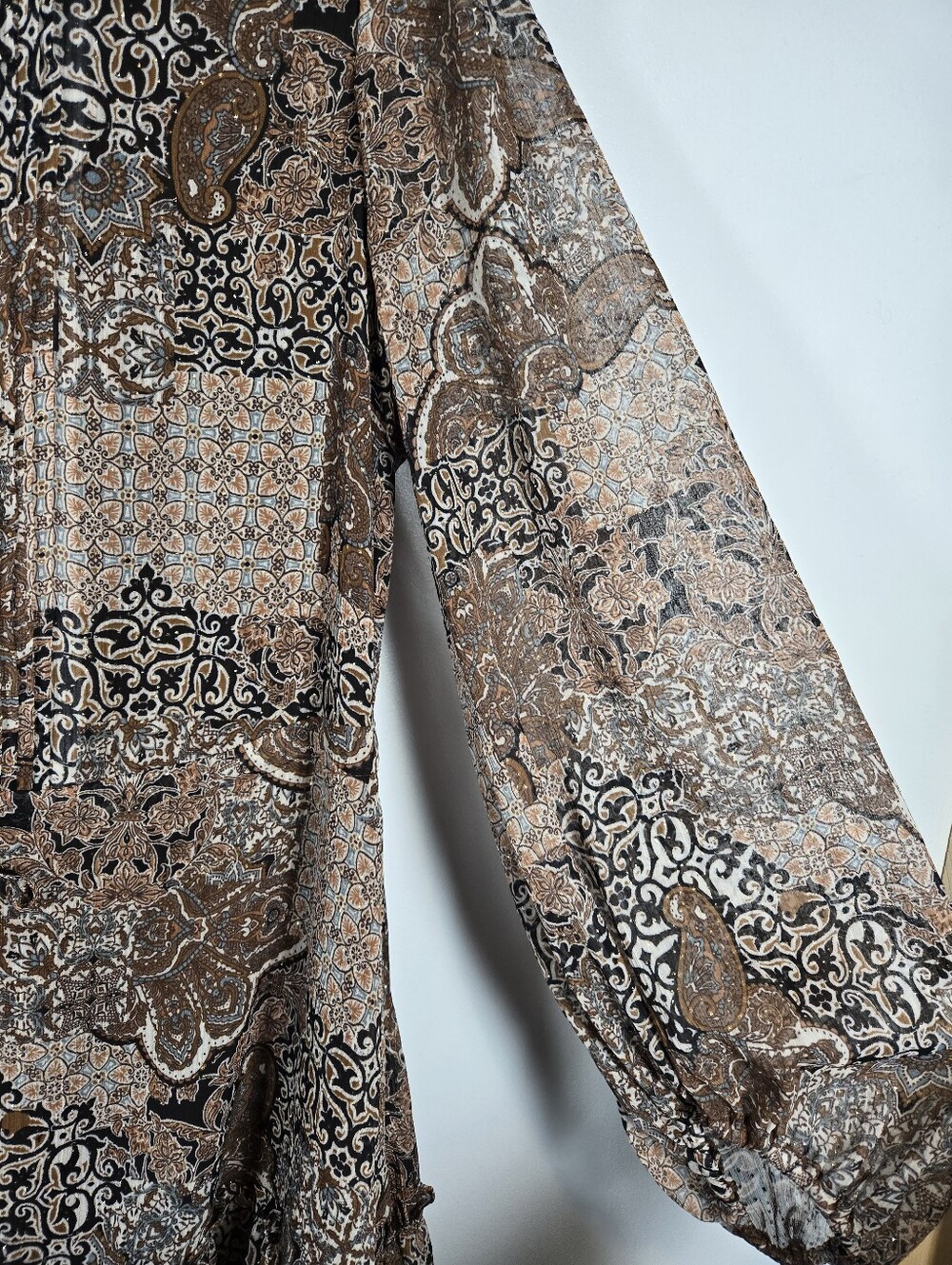 House Of Harlow 1960 Brown Tan Boho Paisley Sparkle Chiffon Peplum Dress Size 10 - Picture 7 of 16